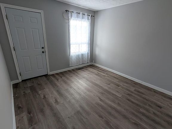 2nd image of 289 Pine St S #1