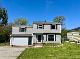 7272 Ridge Rd, Parma, OH 44129