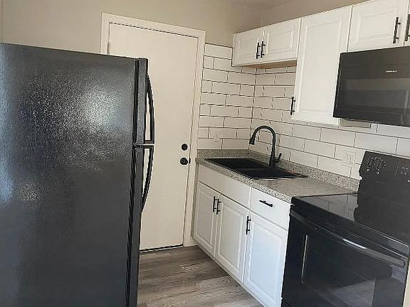 4th image of 840 E Turney Ave APT 8