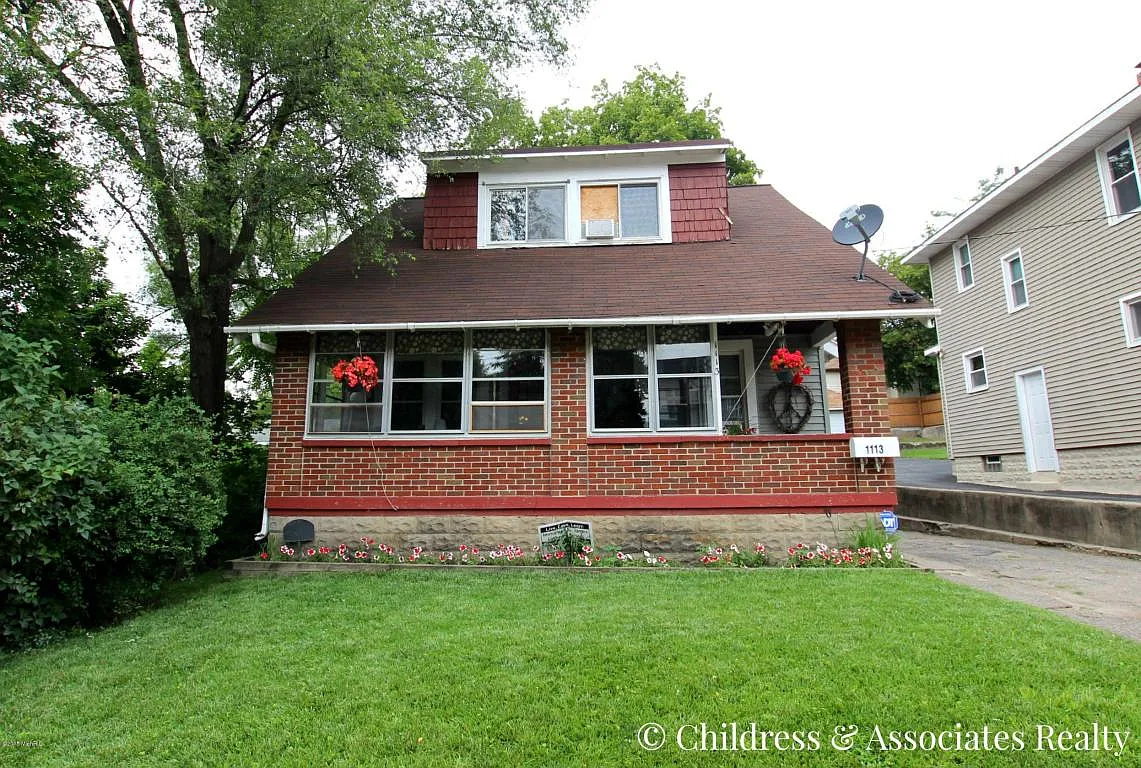 1113 Noble St SE photo 1