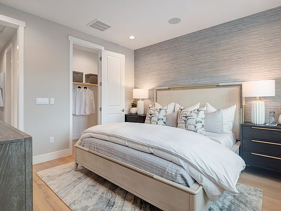 Deerwood Heights in San Ramon by Trumark Homes I Primary Bedroom