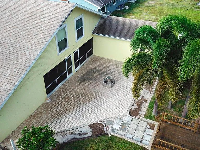7247 Albany Rd — Photo 14