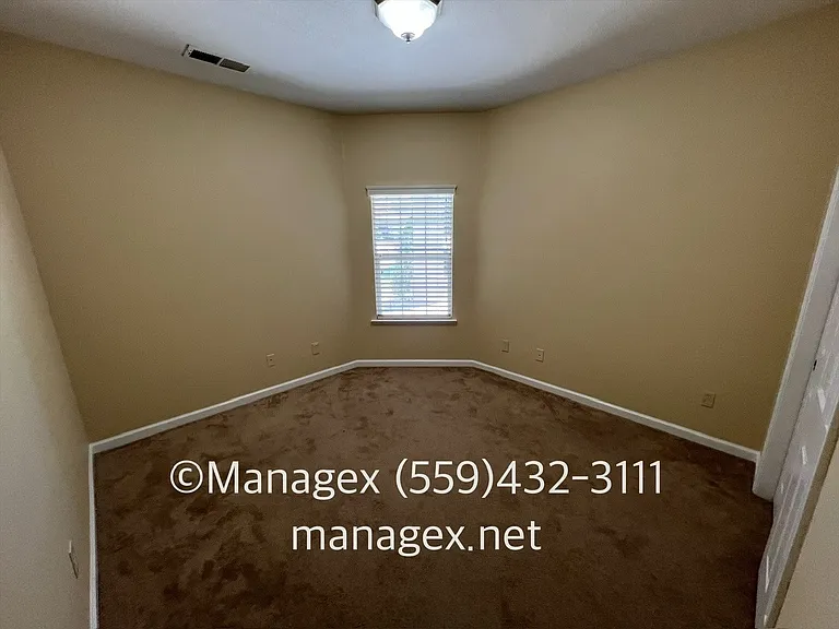 1151 E Pinehurst Ave — Photo 17