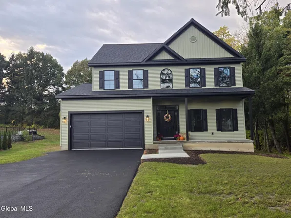 154 Dunsbach Ferry Road, Colonie, NY 12047