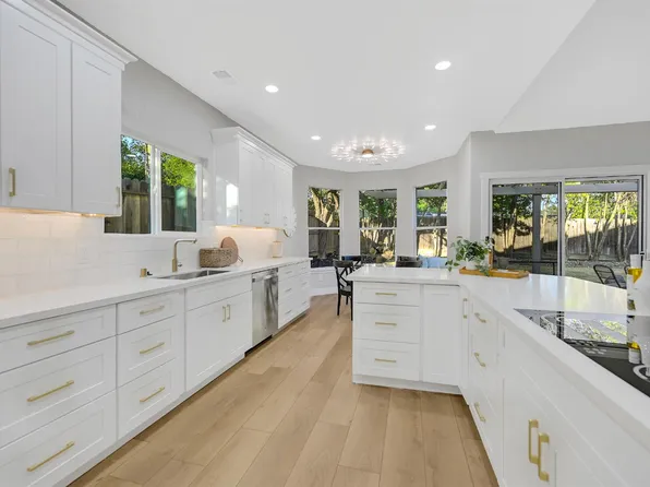 6911 Fallsbrook Ct, Granite Bay, CA 95746