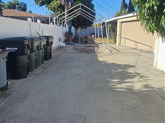 4th image of 6219 Lanto St