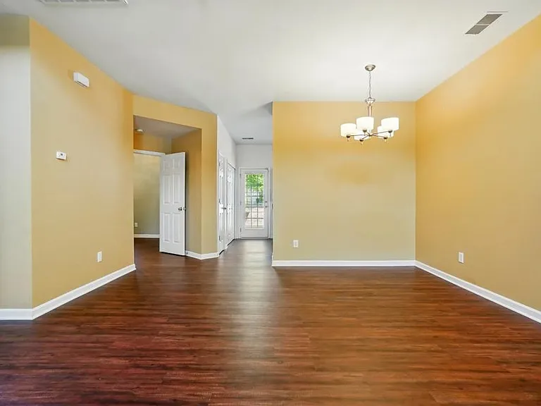 7420 Abigail Glen Dr — Photo 39