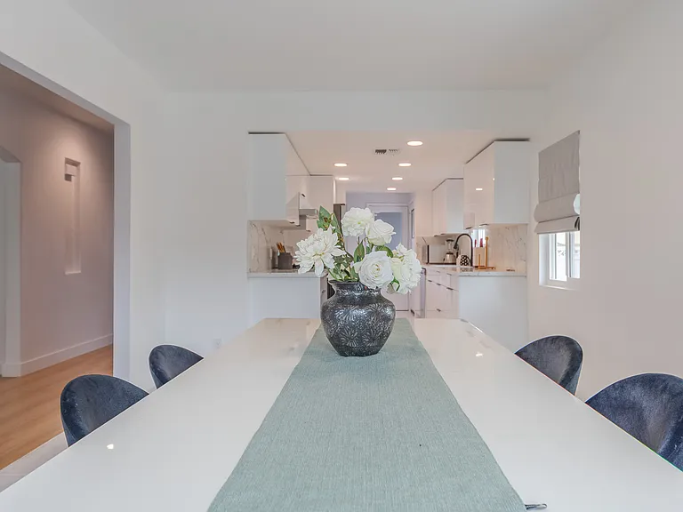 2522 Armacost Ave — Photo 6