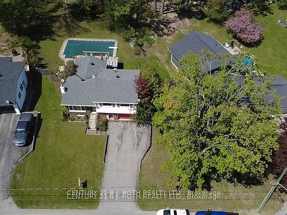 5th image of 8 Sandra Dr