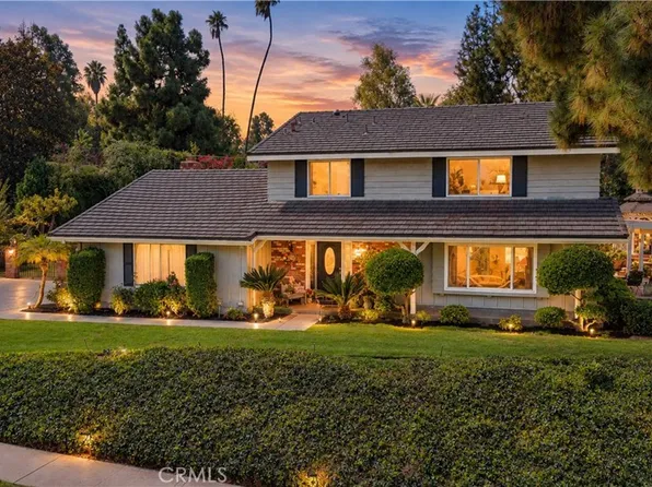 1230 Via Vallarta, Riverside, CA 92506
