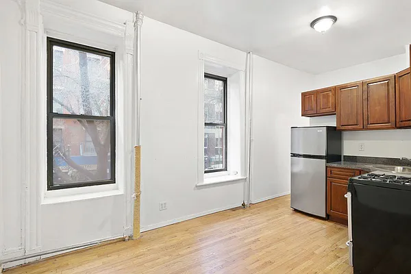 Rented by The Downtown LLC | media 19