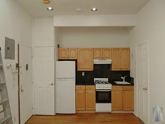 Rented by Skyline Group Real Estate
