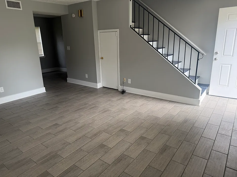 Shelby Apartments