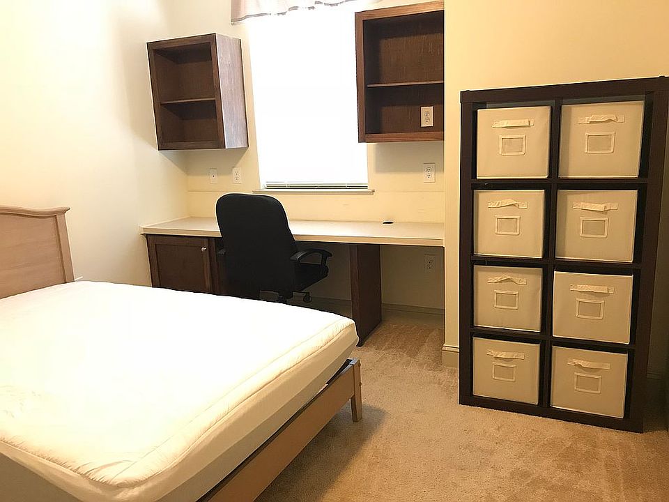 2nd image of 203 Kelly Rd APT 821