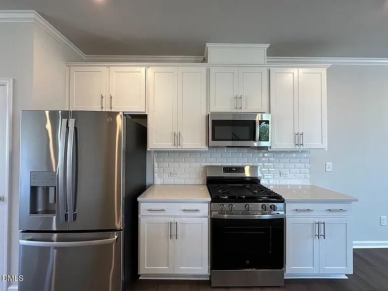328 Carolina Springs Blvd — Photo 10