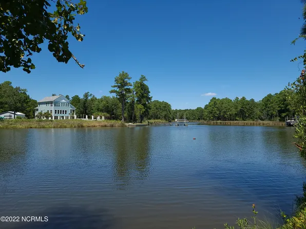 16 Sea View Court, Bath, NC 27808