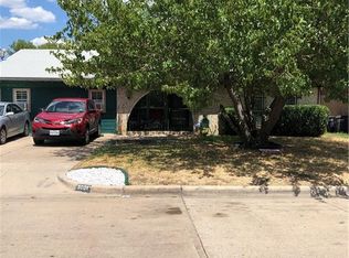 3001 Farrell Ln, Fort Worth, TX 76119