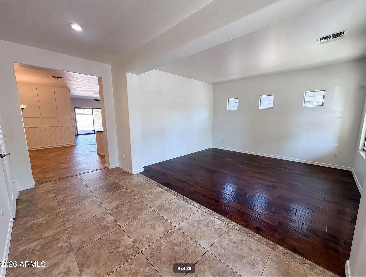 3 bed, 1915 sqft, $2,400 — Photo 4