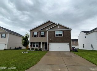 925 Riverstone Dr, Greenville, NC 27858