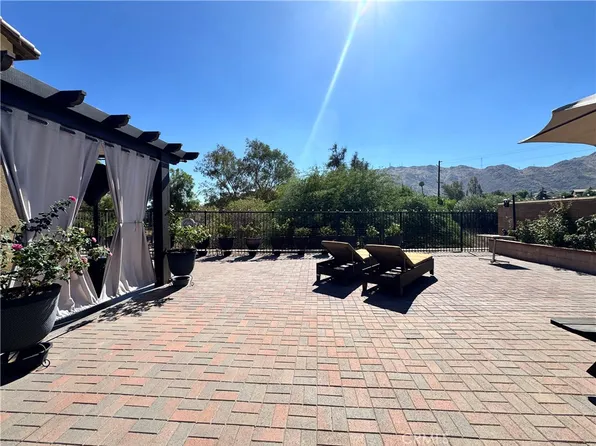 10347 Emu Ct, Moreno Valley, CA 92557