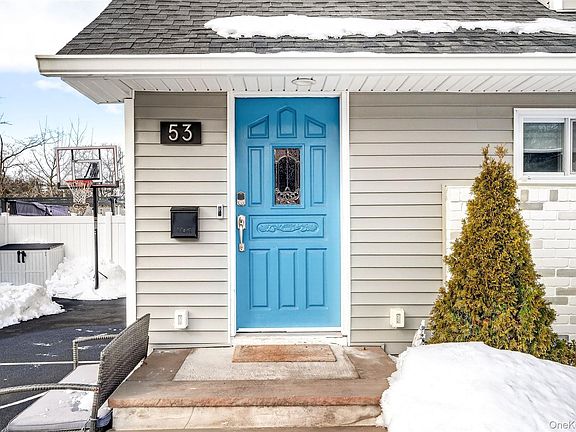 4th image of 53 Hazelton Road