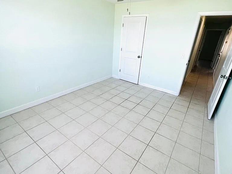 2563 Gary Cir — Photo 12