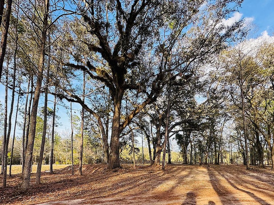 1st image of River Rd