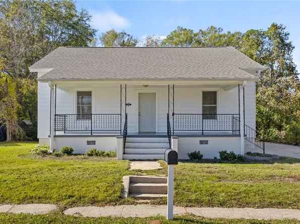 105 Maryland Ave, Honea Path, SC 29654