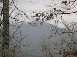 303 Thornwood Rd, Franklin, NC 28734