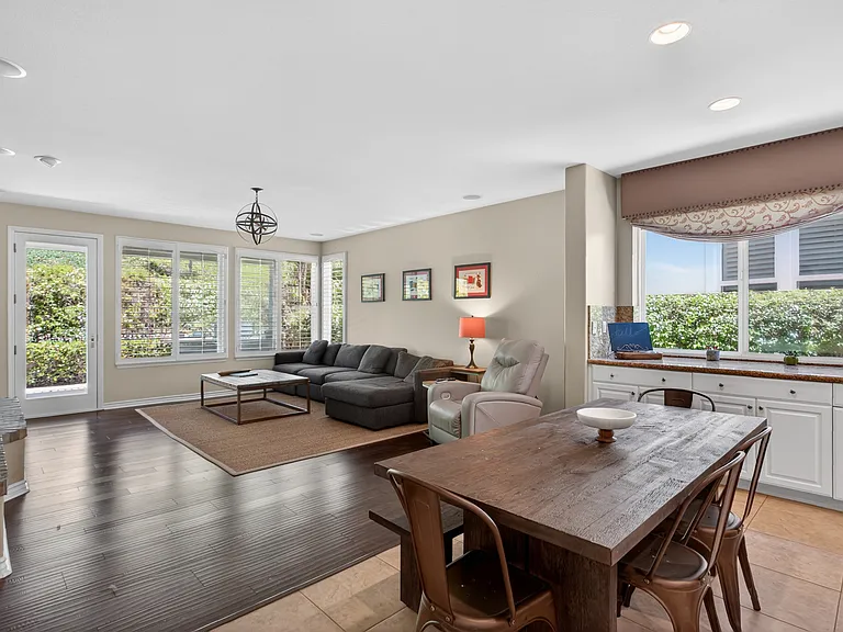 23611 Marin Way — Photo 12