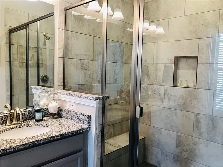 324 Beacons Pl — Photo 19