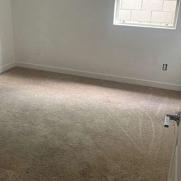 1318 E Irwin Ave — Photo 13