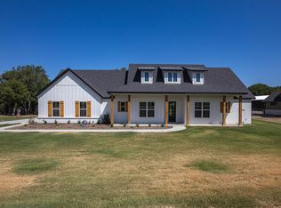 424 Creekside Ct, Weatherford, TX 76087