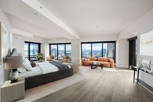 5th image of 100 Harbor Dr #3305-06