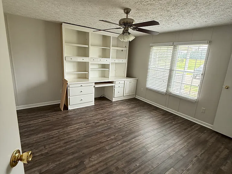 1311 Aycock Rd — Photo 5