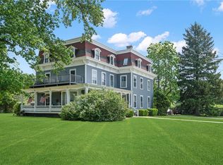 715 Ten Rod Rd APT D, North Kingstown, RI 02852