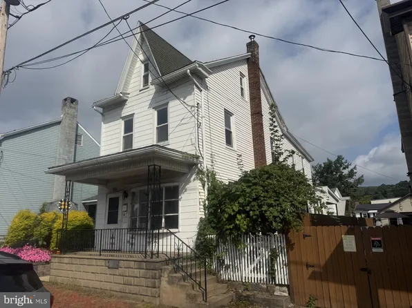 2023 Centre St, Ashland, PA 17921