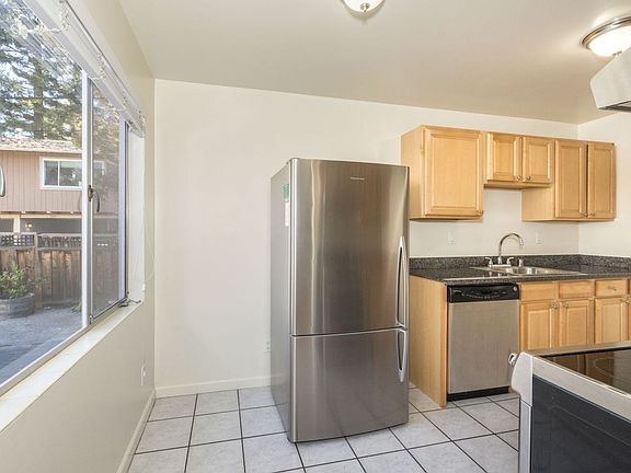 3rd image of 530 Hawthorne Ave #536-B