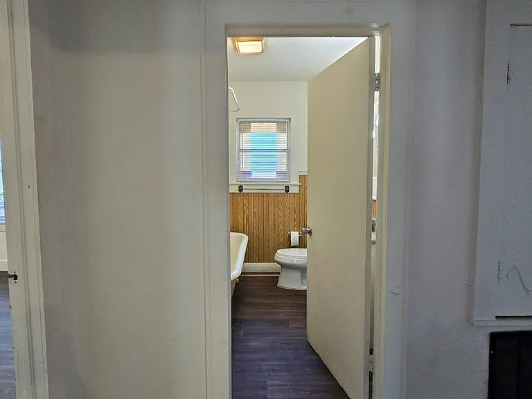 617 N Bonita Ave — Photo 18