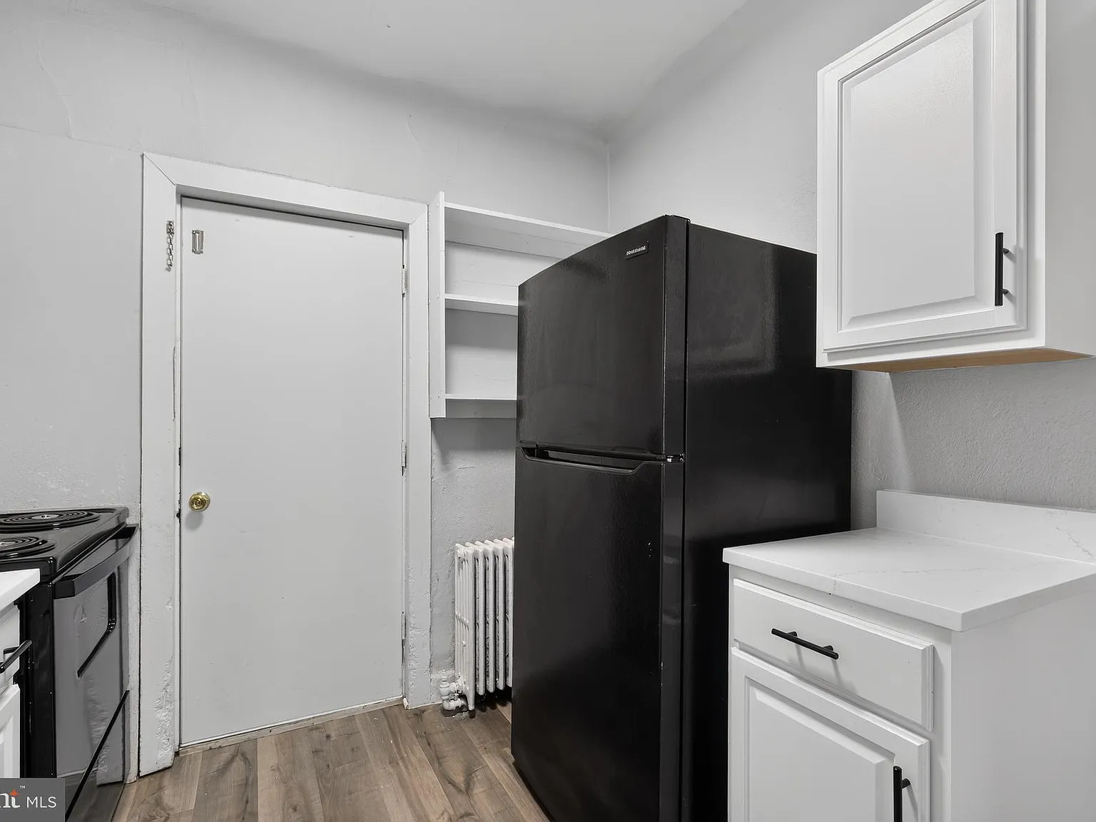2 bed, 1.0 bath, 1826 sqft, $1,895 — Photo 3