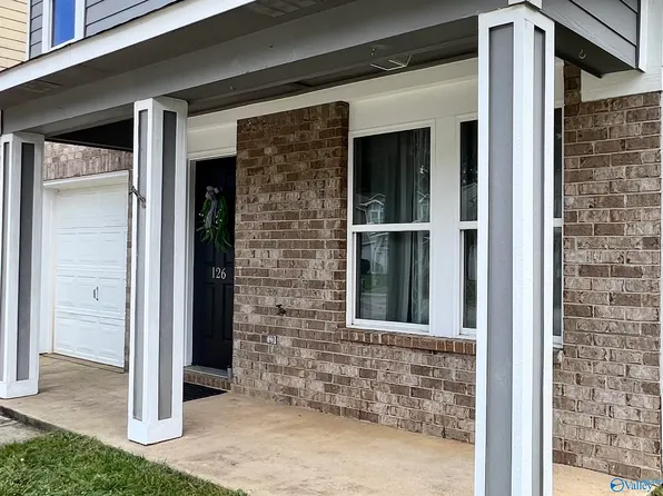 126 Sedgewick Dr, Owens Cross Roads, AL 35763