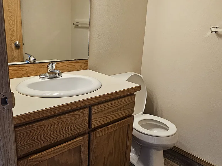 1/2 bath
