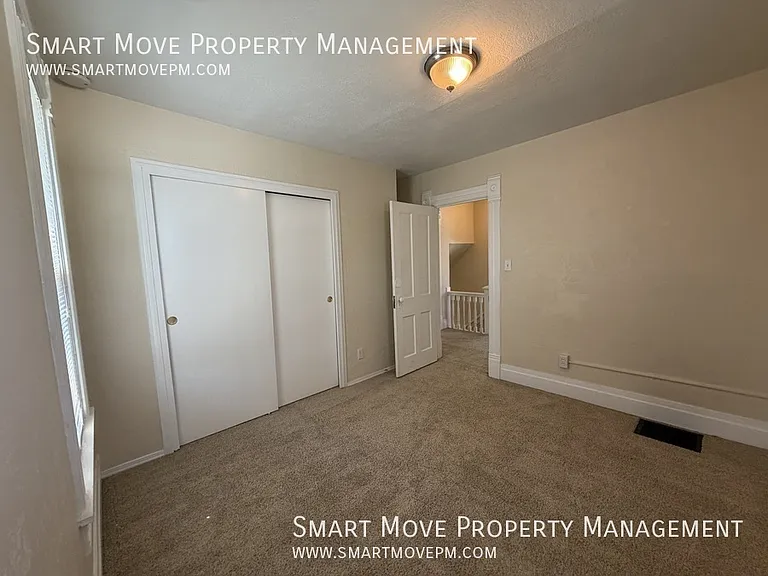 2920 W Jefferson St — Photo 17