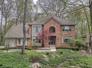 3862 Elder Rd S, West Bloomfield, MI 48324