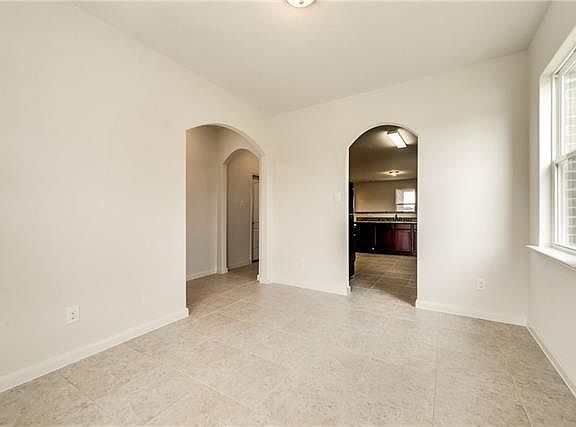 5th image of 103 Kennedy Dr