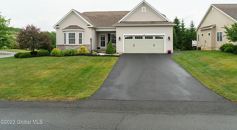 2nd image of 18 Glen Meadow Drive