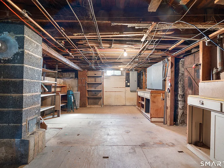 48 Anderson St — Photo 22