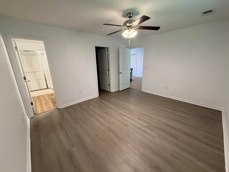 2177 Stillpointe Dr — Photo 25