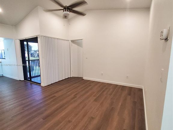 3rd image of 1211 S Independence Dr #1211E