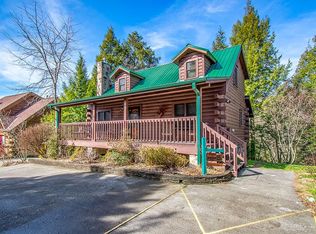 312 Brown Wren Way, Gatlinburg, TN 37738